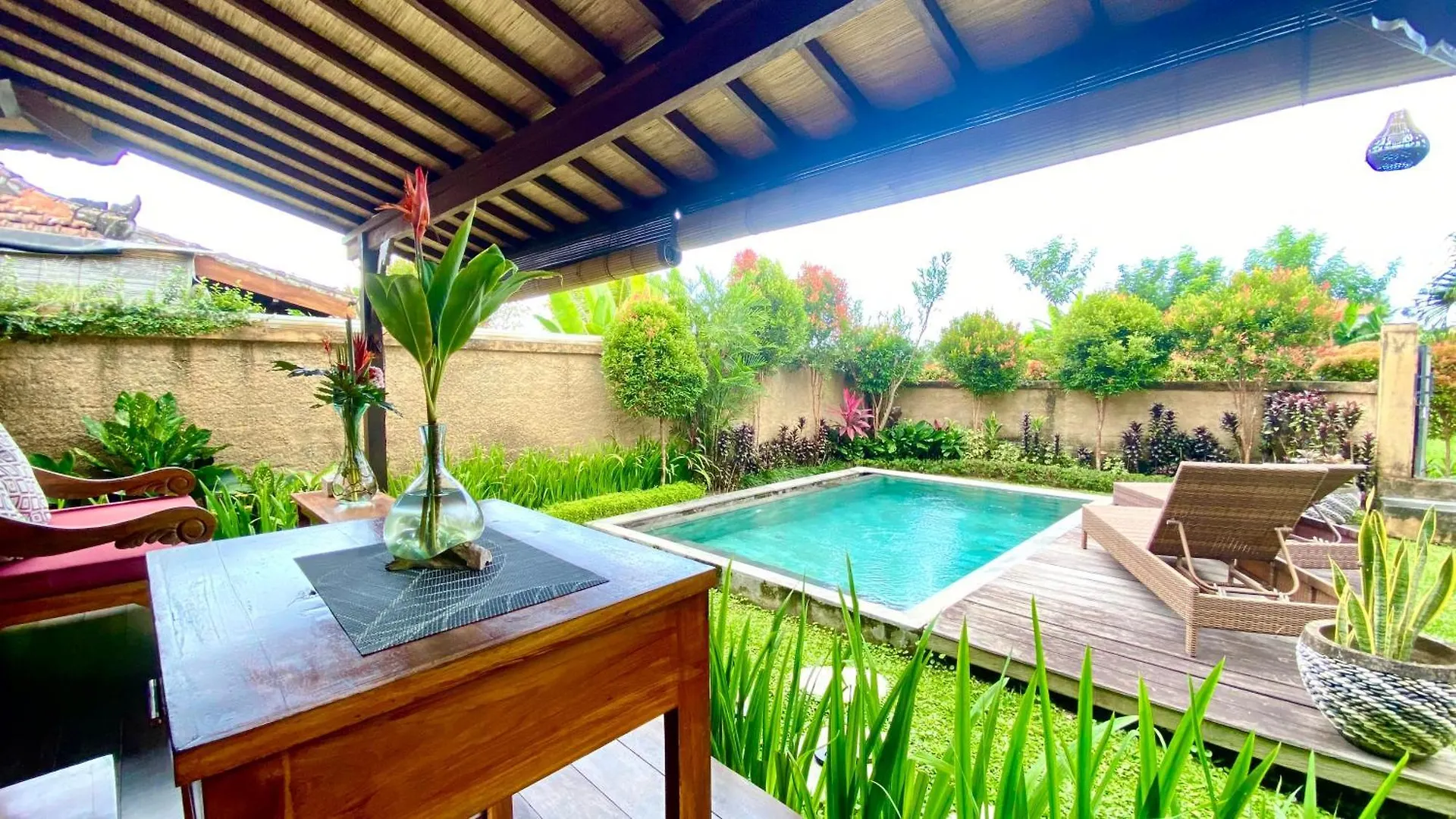 Niluh Private Villas Ubud 0*,